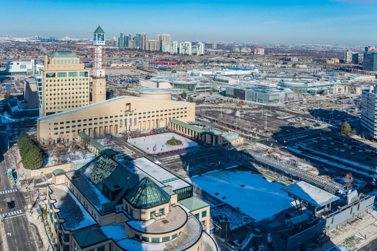 Luxury Apartments In Миссиссага Экстерьер фото